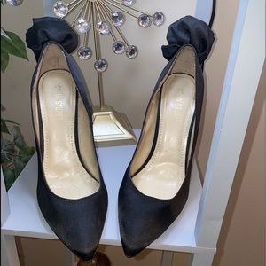 Gently worn satin high heel pump